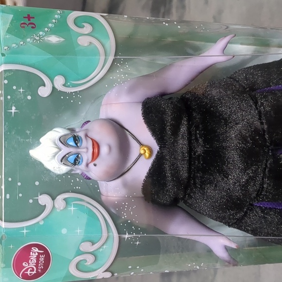 Ursula Disney Store The Little Mermaid Plush & Plastic Vinyl 11" Doll Figure - Picture 2 of 8